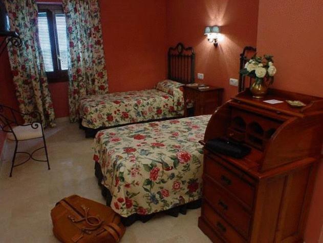 Hostal Emilia Trujillo Exterior foto